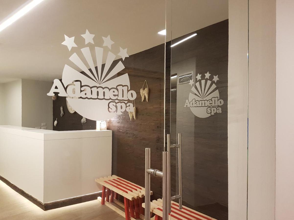 Residence Adamello Resort ปอนเตดีเลโญ ภายนอก รูปภาพ