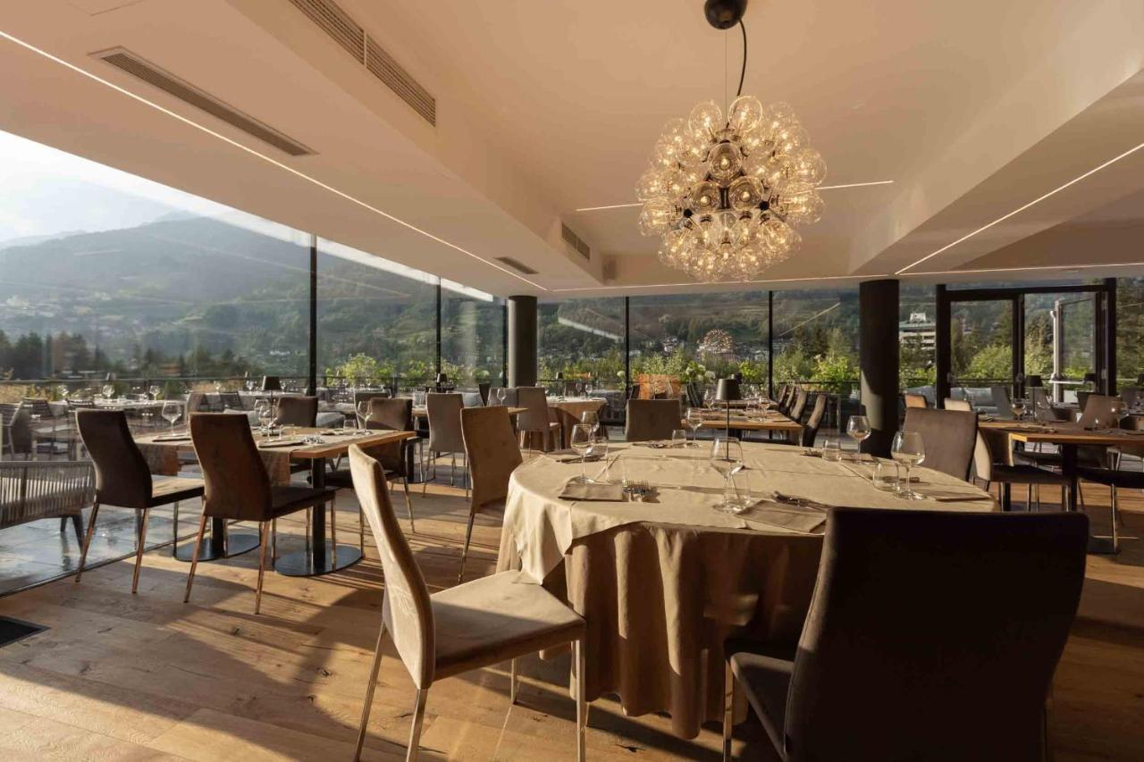 Residence Adamello Resort ปอนเตดีเลโญ ภายนอก รูปภาพ